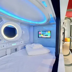  Hotel Cápsula Atypicap Capsule