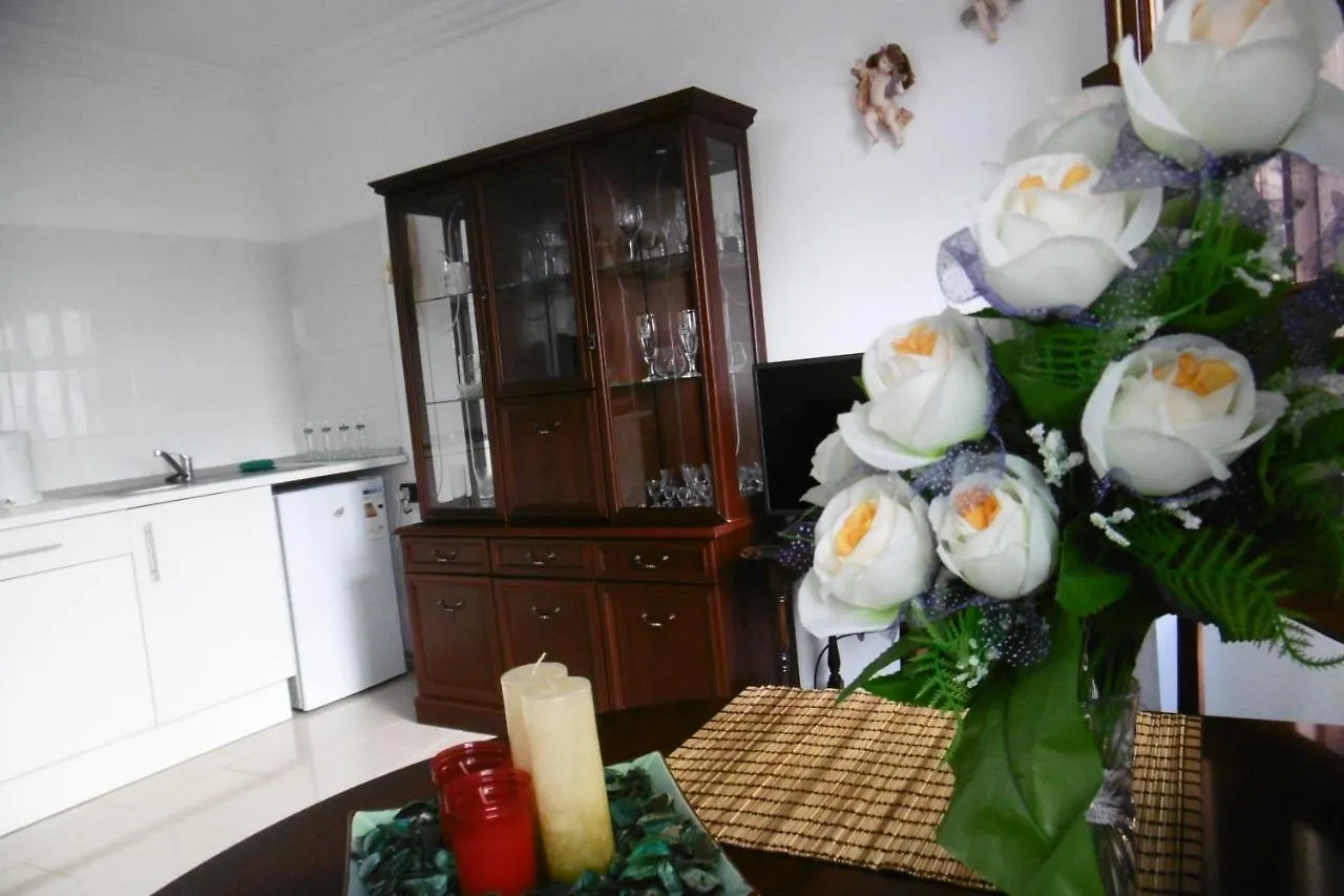Carlos Y Rosa location
